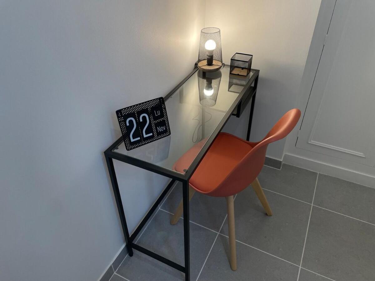 Le Familial Proche Gare Appartement Sens Buitenkant foto